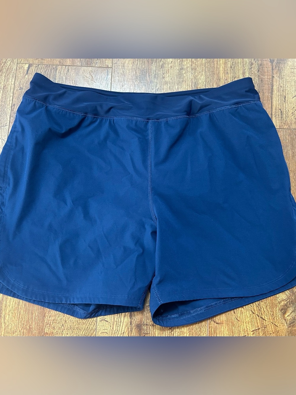 Lands' End Women's Deep Navy Athletic Shorts Size Large 14-16